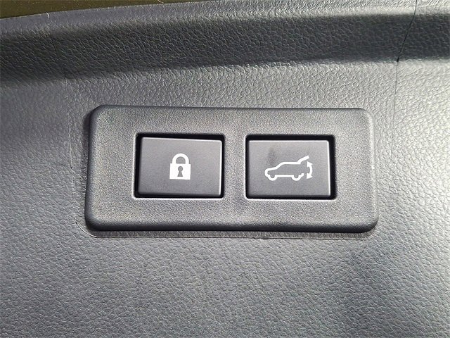 Certified 2025 Subaru Outback Premium image 28