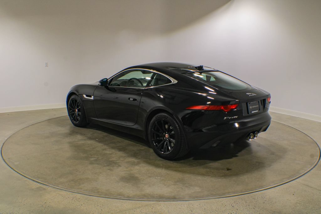 Used 2017 Jaguar F-TYPE Coupe RWD image 4