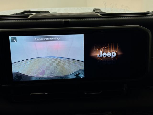 New 2025 Jeep Gladiator Sport image 13