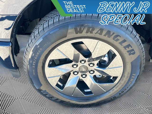 Used 2025 Ford F150 Lightning Flash image 31