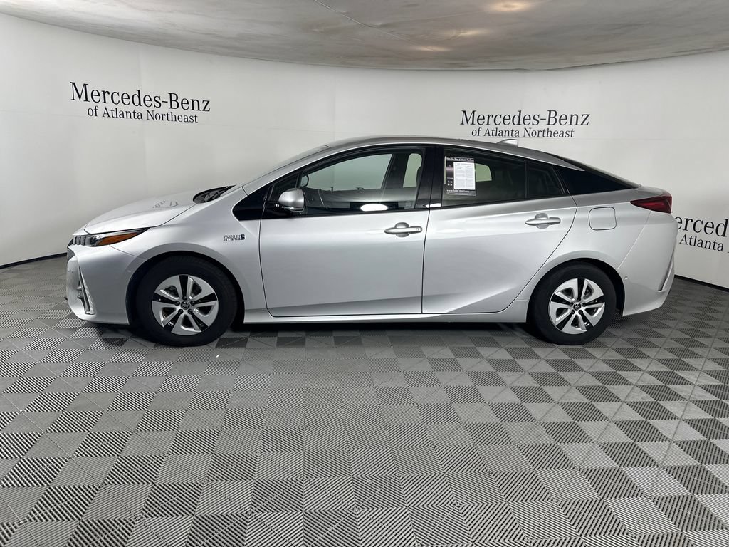 Used 2017 Toyota Prius Prime Advanced FWD image 4