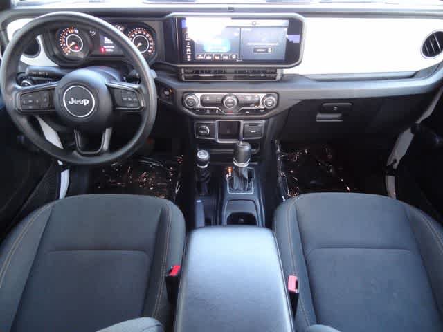 Used 2024 Jeep Gladiator Sport AWD/4WD image 12