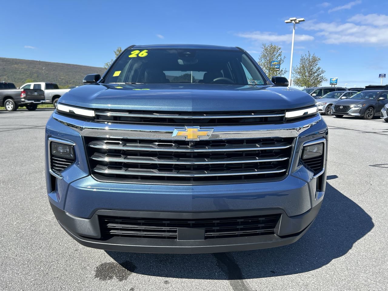 New 2026 Chevrolet Traverse LT w/ Sun and Wheel Package AWD/4WD image 12