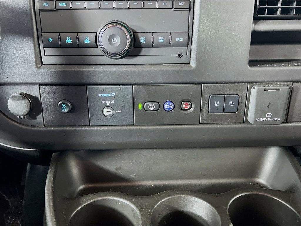 Used 2025 Chevrolet Express 3500 LT w/ LT Preferred Equipment Group RWD image 33