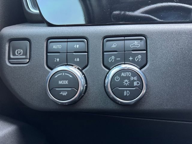 Certified 2023 GMC Sierra 1500 Elevation w/ Elevation Premium Package image 6