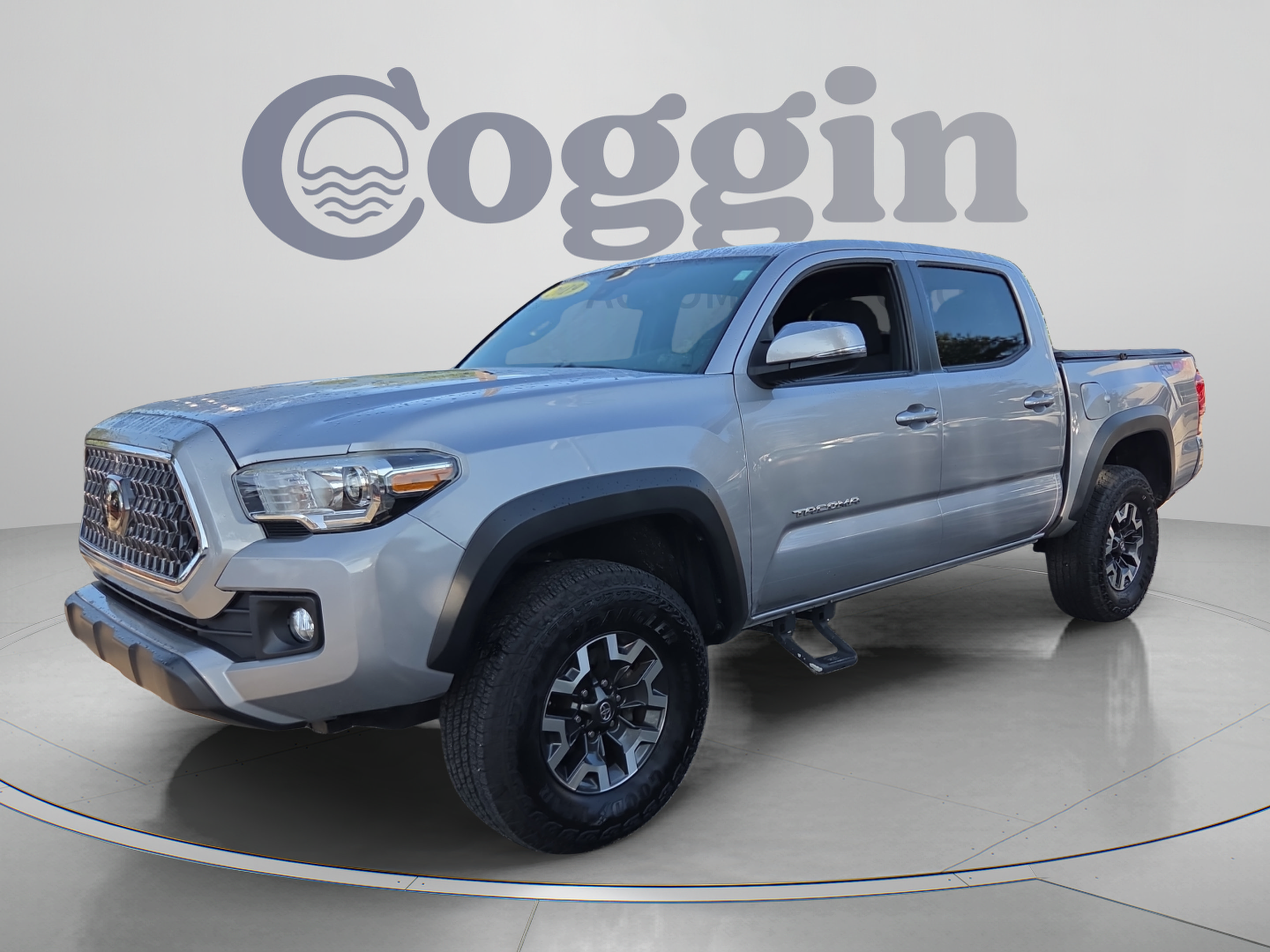 Used 2019 Toyota Tacoma TRD Off-Road AWD/4WD image 1