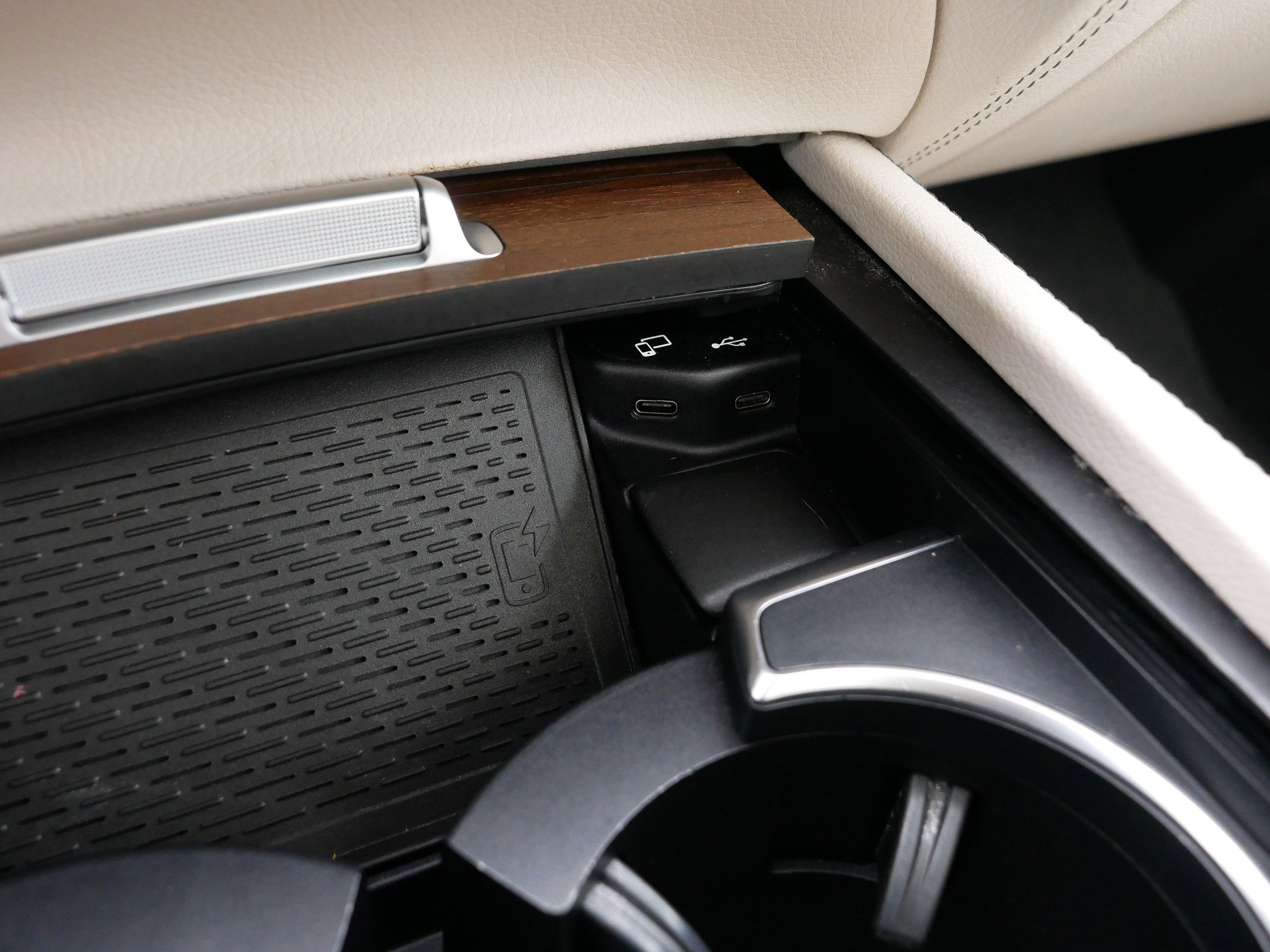 Used 2020 Mercedes-Benz GLE 350 4MATIC image 33