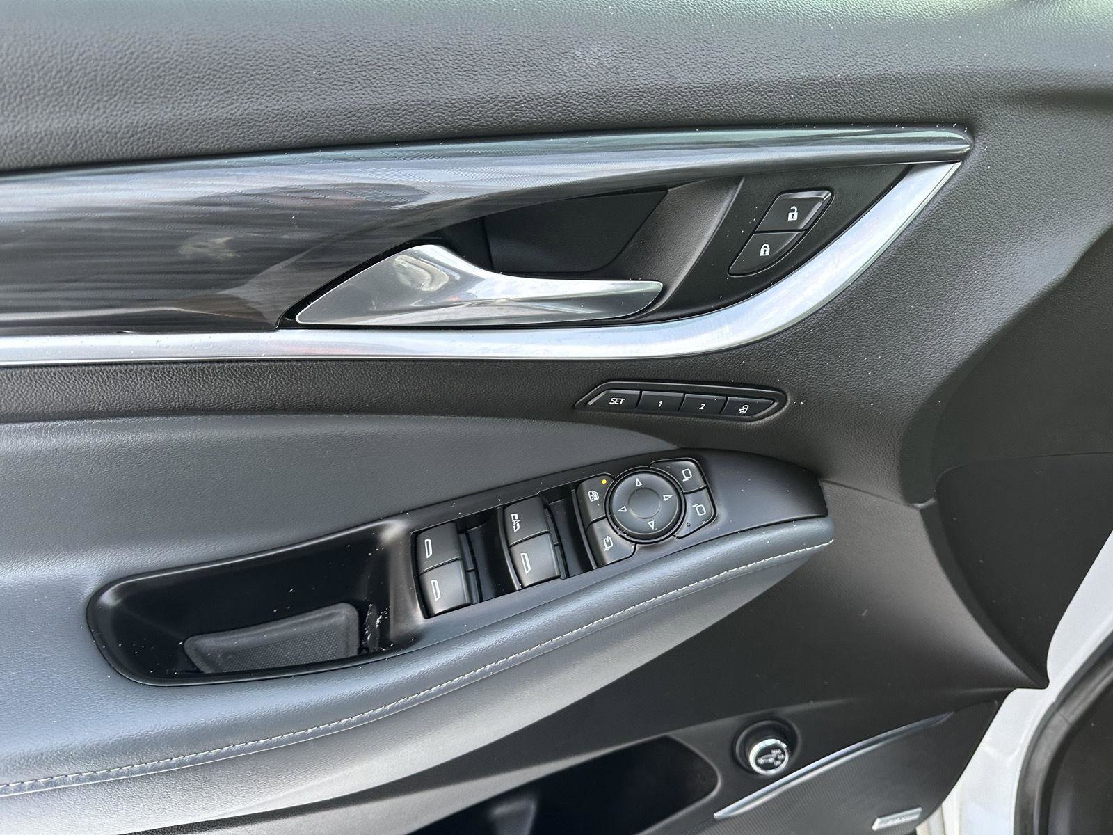 Used 2019 Buick Enclave Premium image 21