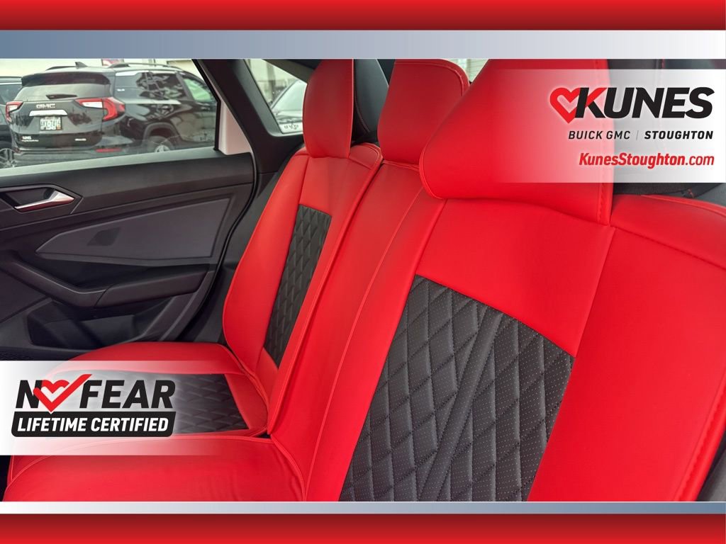 Used 2025 Volkswagen Jetta GLI Autobahn FWD image 40