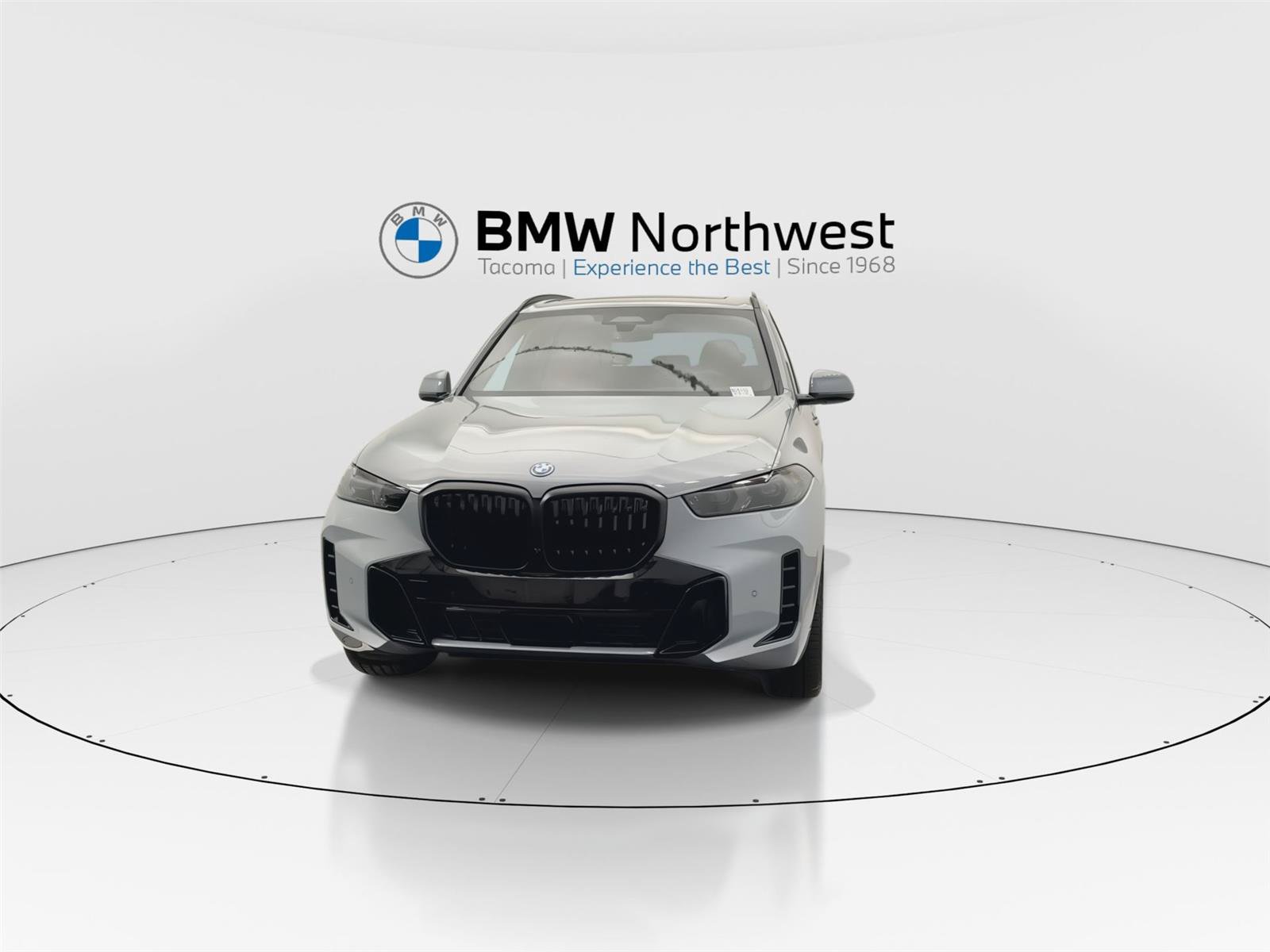 New 2026 BMW X5 xDrive50e w/ M Sport Package AWD/4WD image 8
