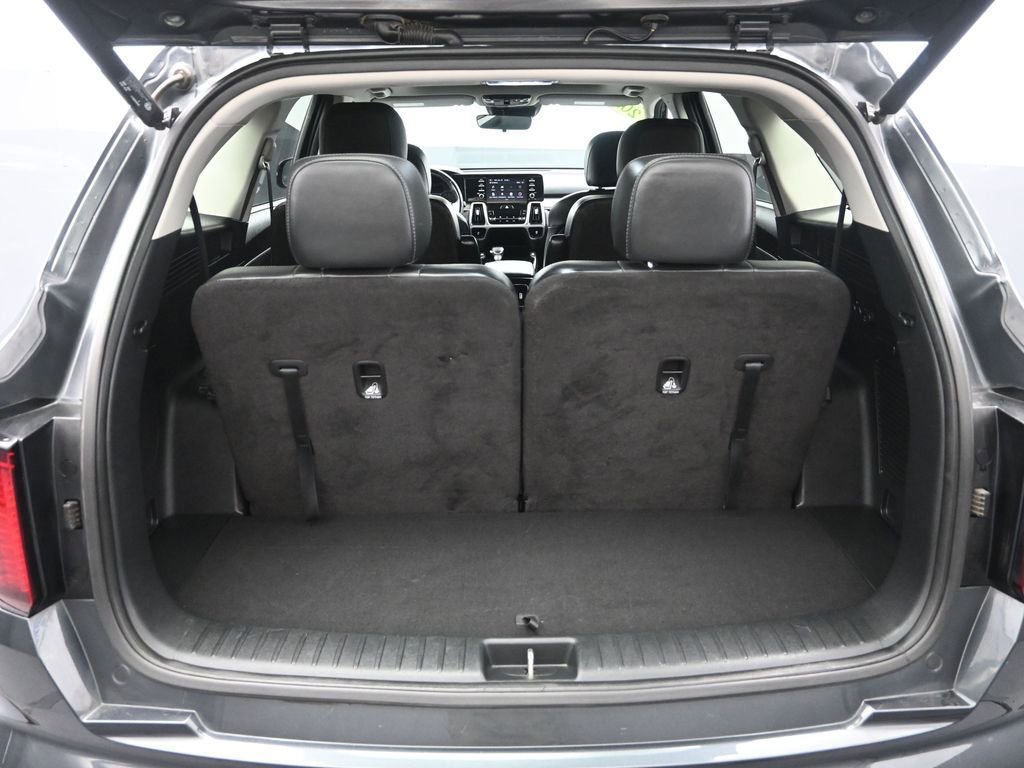 Certified 2021 Kia Sorento EX w/ Panoramic Sunroof Package FWD image 23