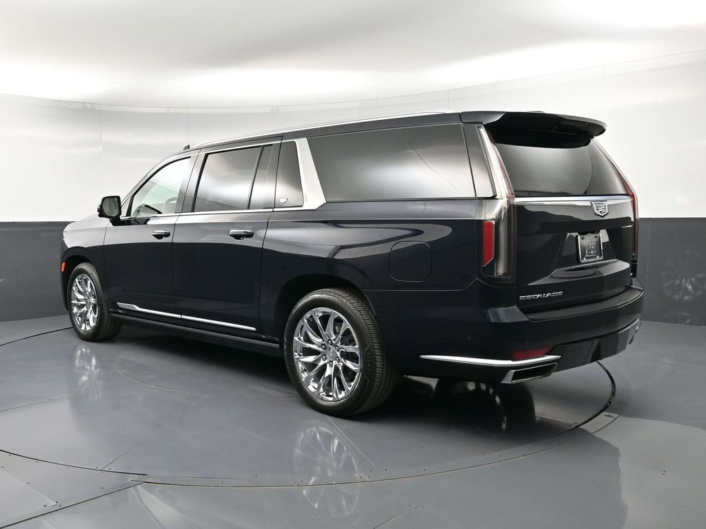 Used 2023 Cadillac Escalade ESV Premium Luxury Platinum w/ LPO, Radiant Package AWD/4WD image 3