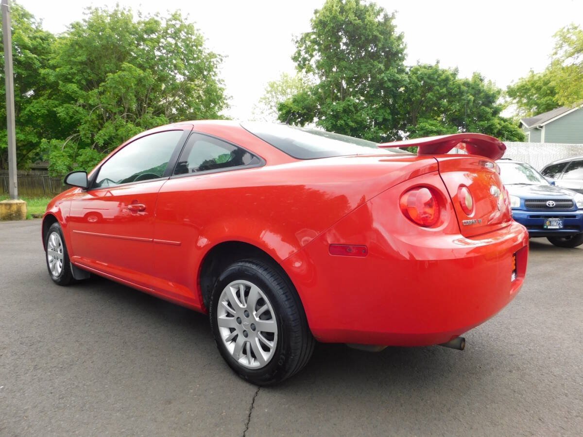 Used 2010 Chevrolet Cobalt LT FWD image 3