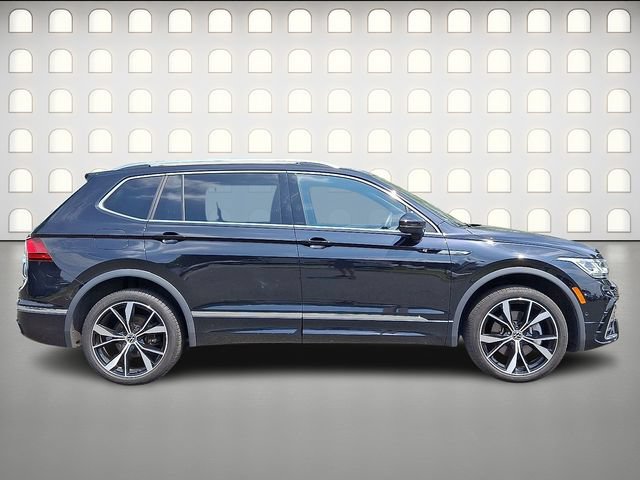 Used 2023 Volkswagen Tiguan SEL R-Line AWD/4WD image 8