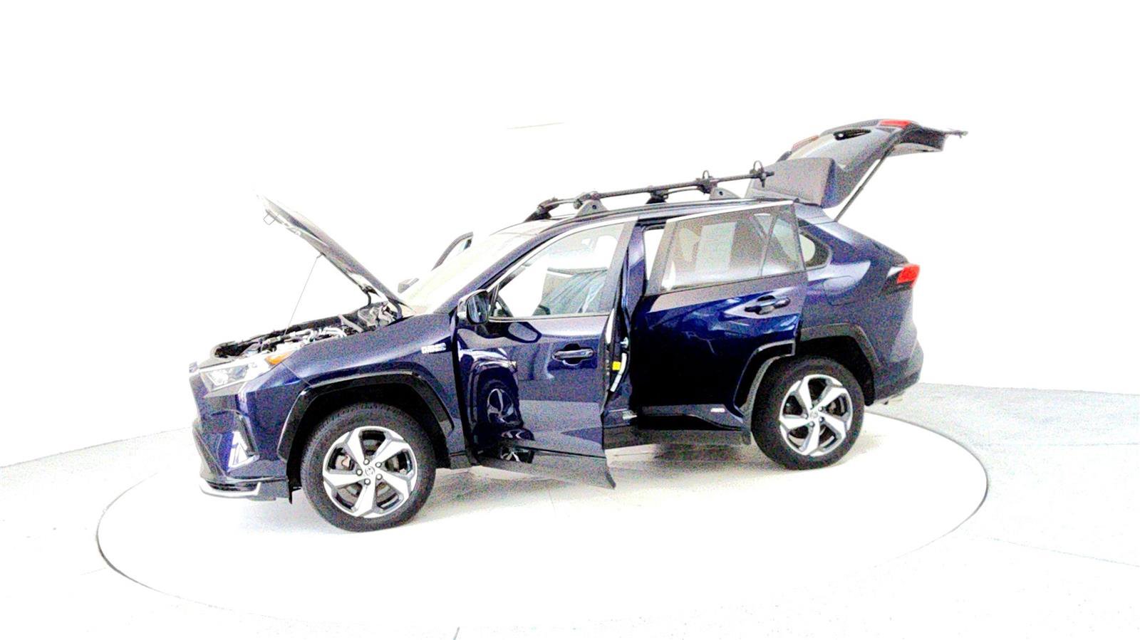 Certified 2021 Toyota RAV4 SE w/ Weather & Moonroof Package image 10