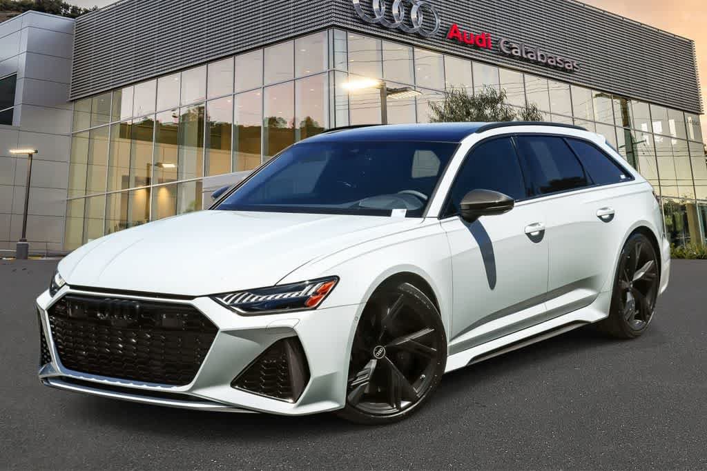 Used 2022 Audi RS 6 w/ Carbon Optic Package AWD/4WD image 1