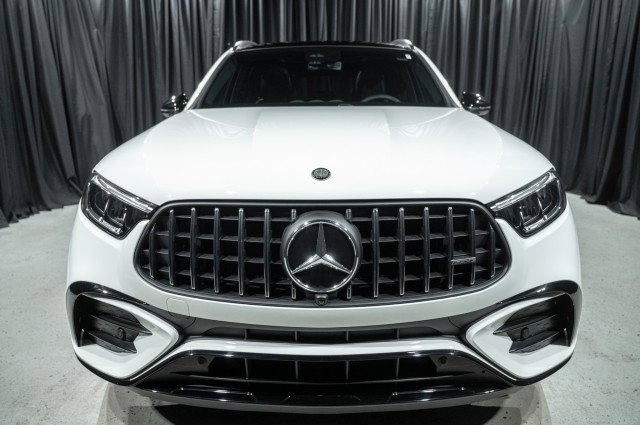 New 2026 Mercedes-Benz GLC 43 AMG 4MATIC image 2