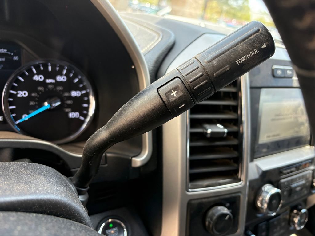 Used 2019 Ford F450 Lariat w/ Lariat Ultimate Package AWD/4WD image 23