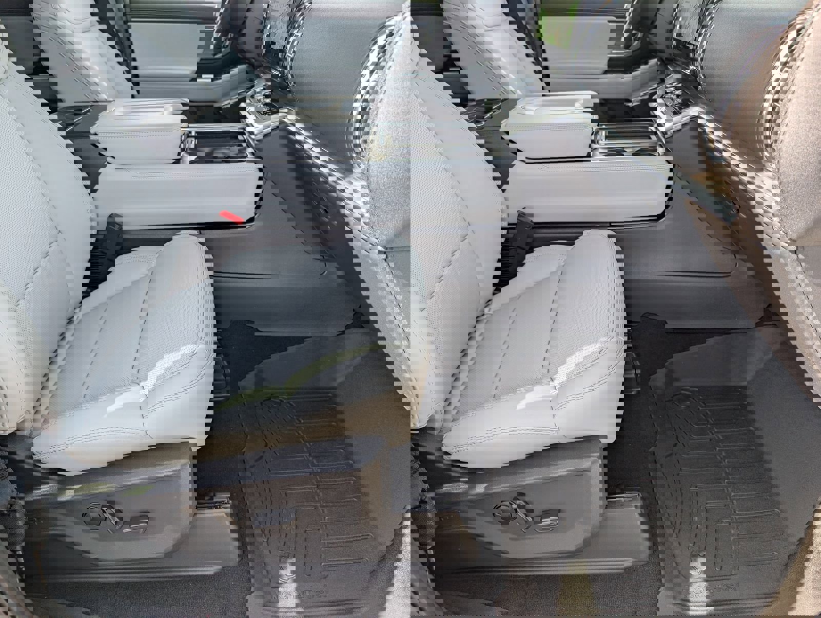 New 2026 Ford Expedition Max Platinum w/ Driver's Package image 29