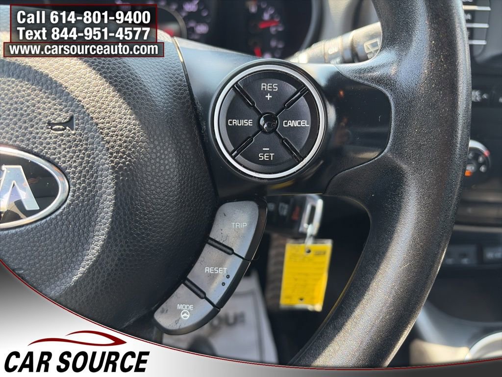 Used 2015 Kia Soul + FWD image 12