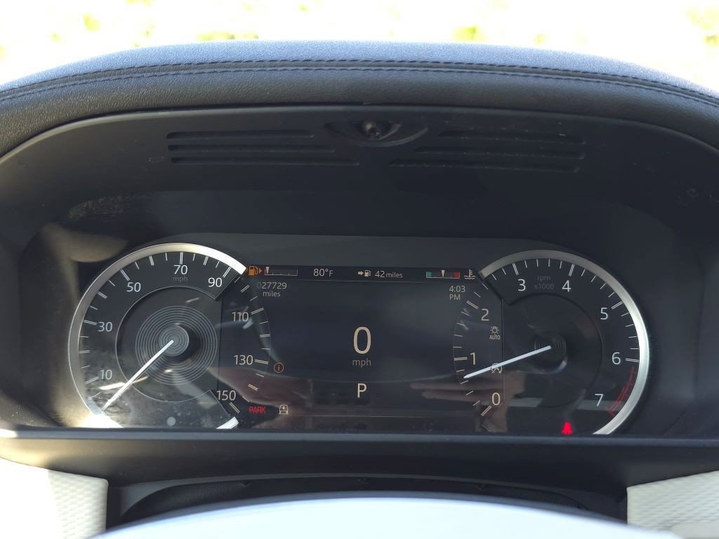 Used 2023 Land Rover Discovery HSE R-Dynamic AWD/4WD image 19