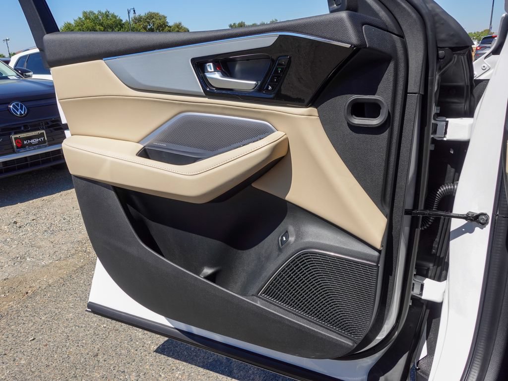 New 2026 Acura MDX w/ Technology Package FWD image 16