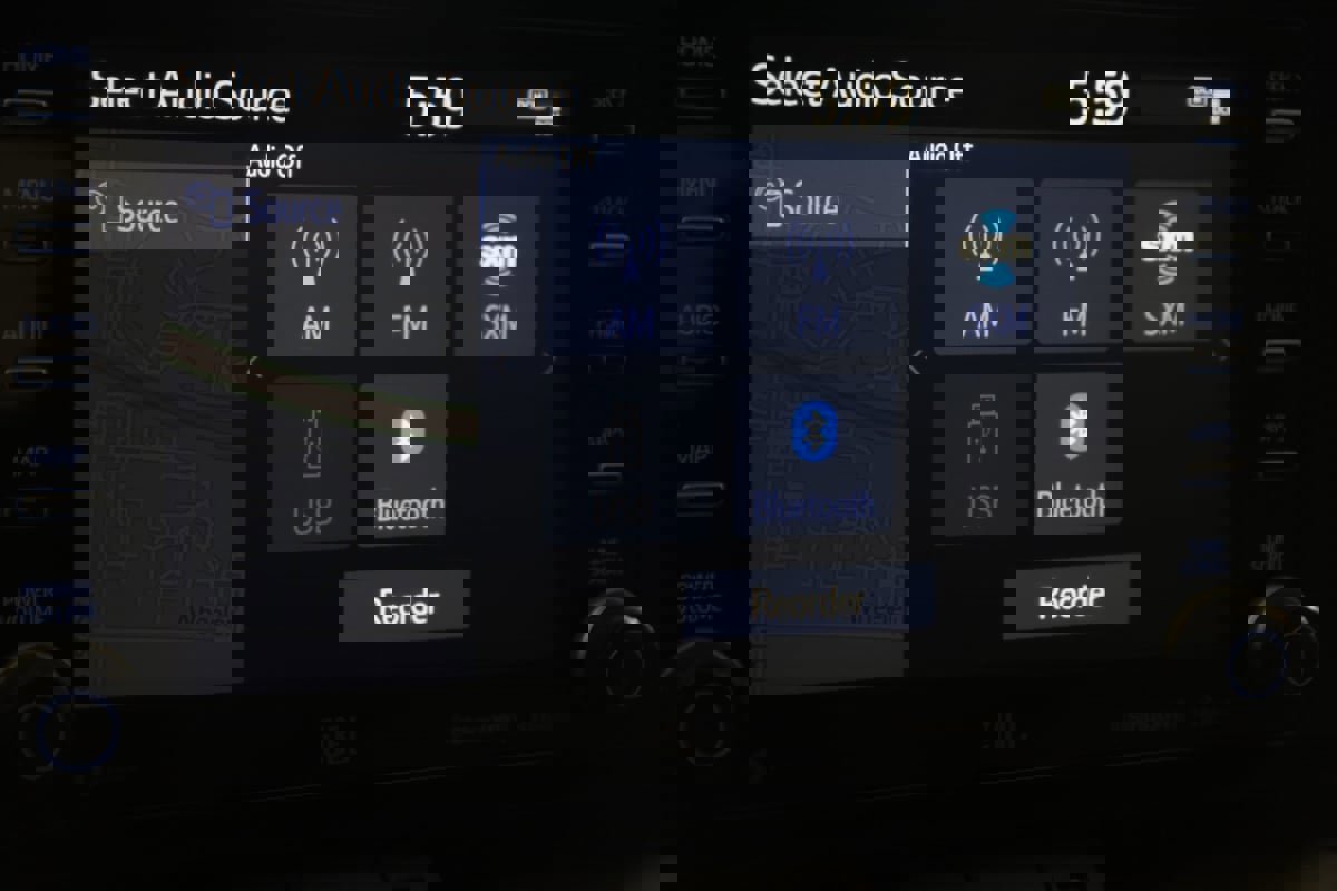 Used 2021 Toyota RAV4 XSE image 39