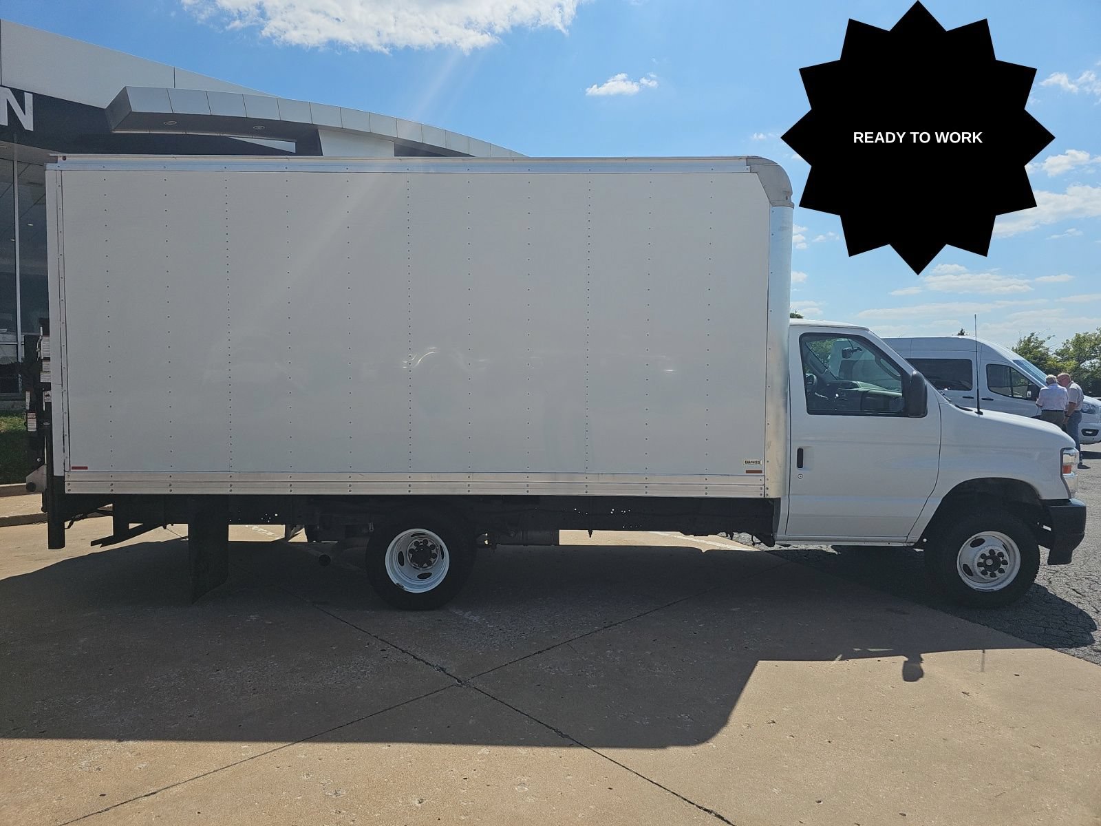Used 2024 Ford E-450 and Econoline 450 Super Duty w/ Power Windows & Locks Group RWD image 2
