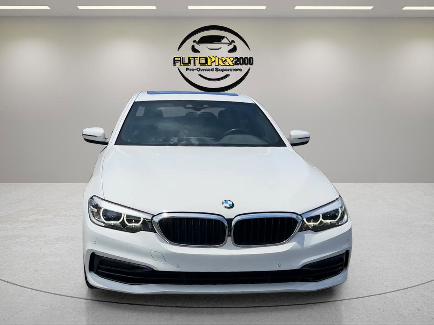 Used 2020 BMW 540i w/ Convenience Package RWD image 2