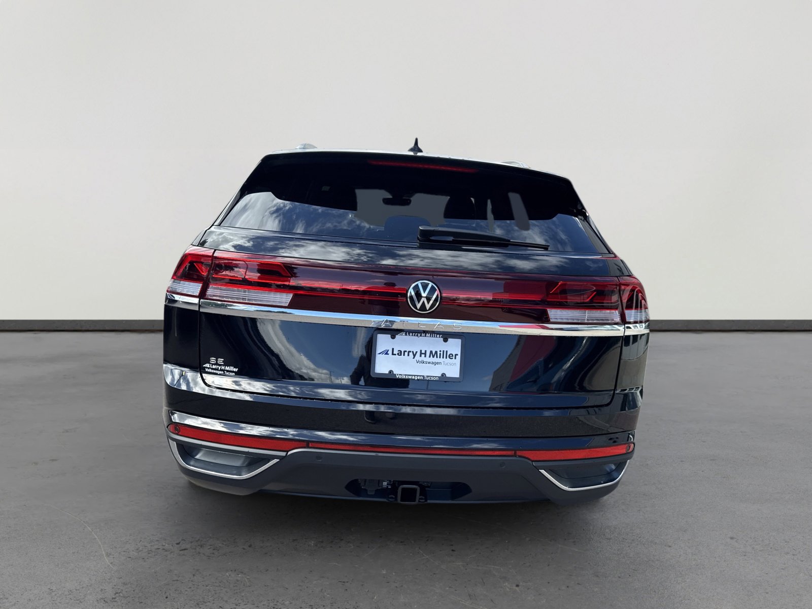New 2026 Volkswagen Atlas Cross Sport SE image 5