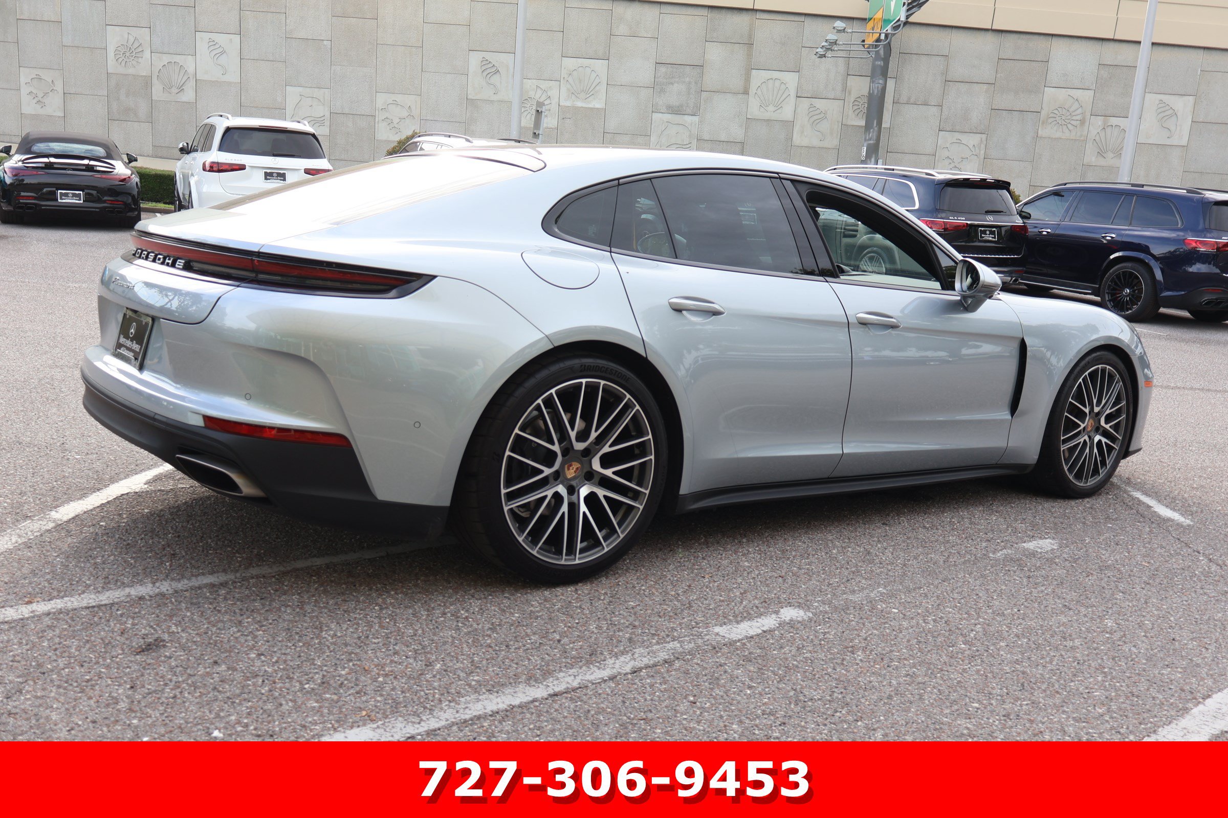 Used 2026 Porsche Panamera image 10