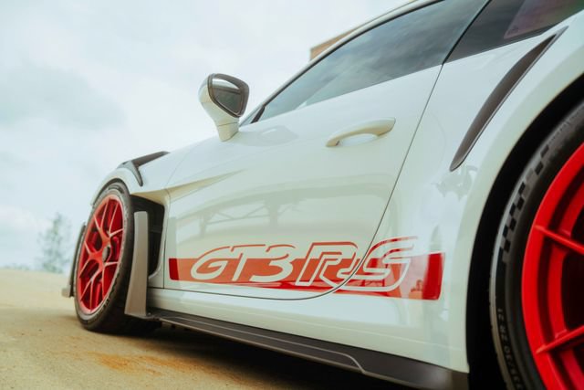 Used 2024 Porsche 911 GT3 RS w/ Weissach Package RWD image 36