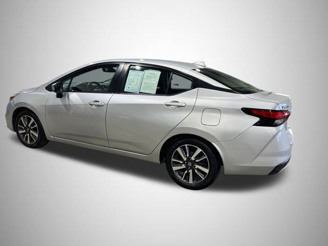 Used 2021 Nissan Versa SV video 3