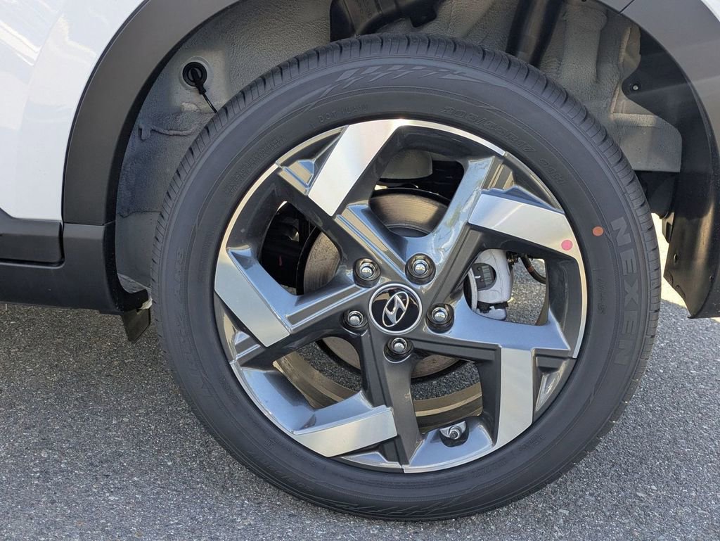 New 2026 Hyundai Venue SEL image 11