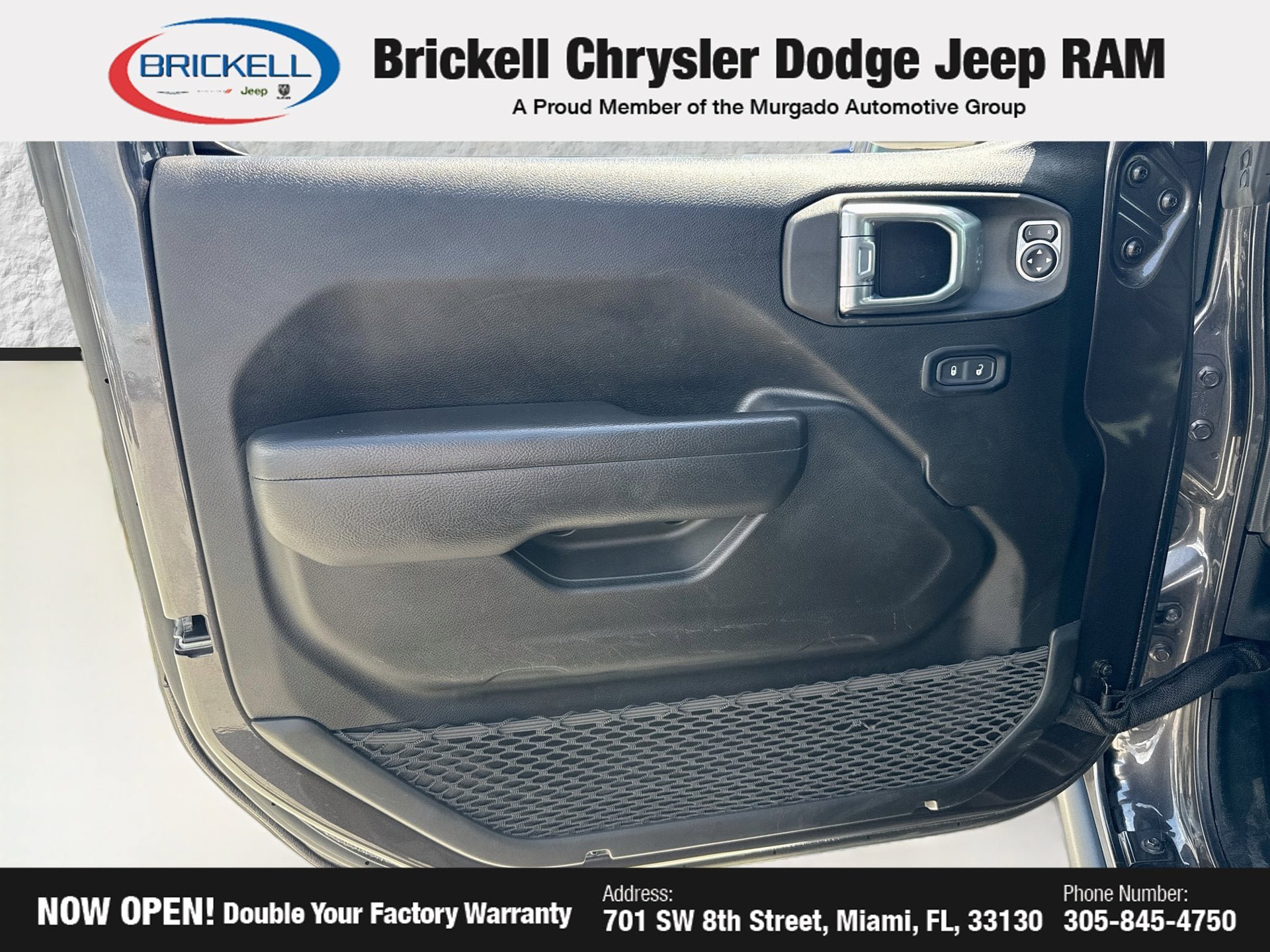 Used 2025 Jeep Wrangler Unlimited Rubicon AWD/4WD image 21