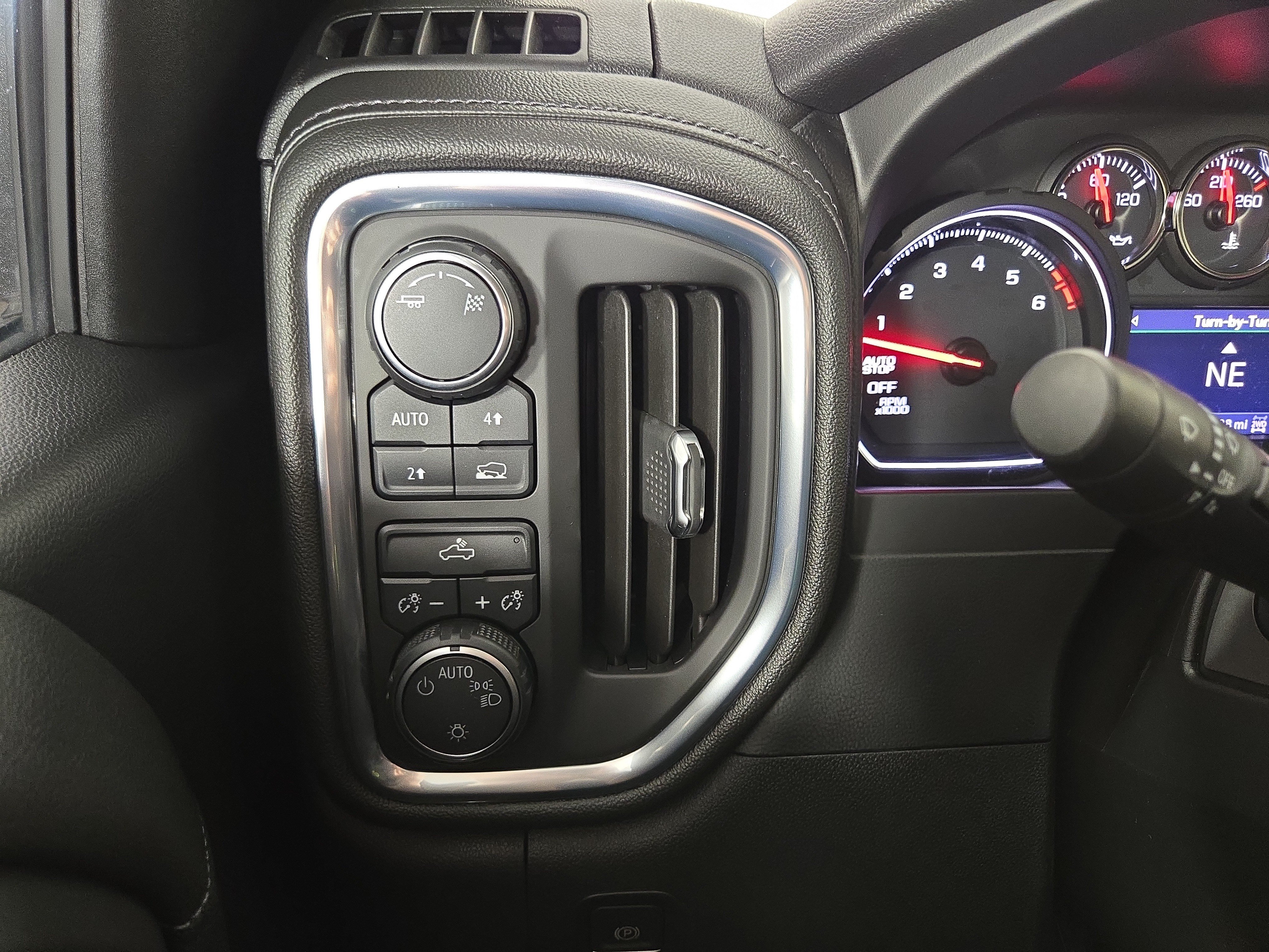 Used 2019 Chevrolet Silverado 1500 LT w/ All-Star Edition AWD/4WD image 29