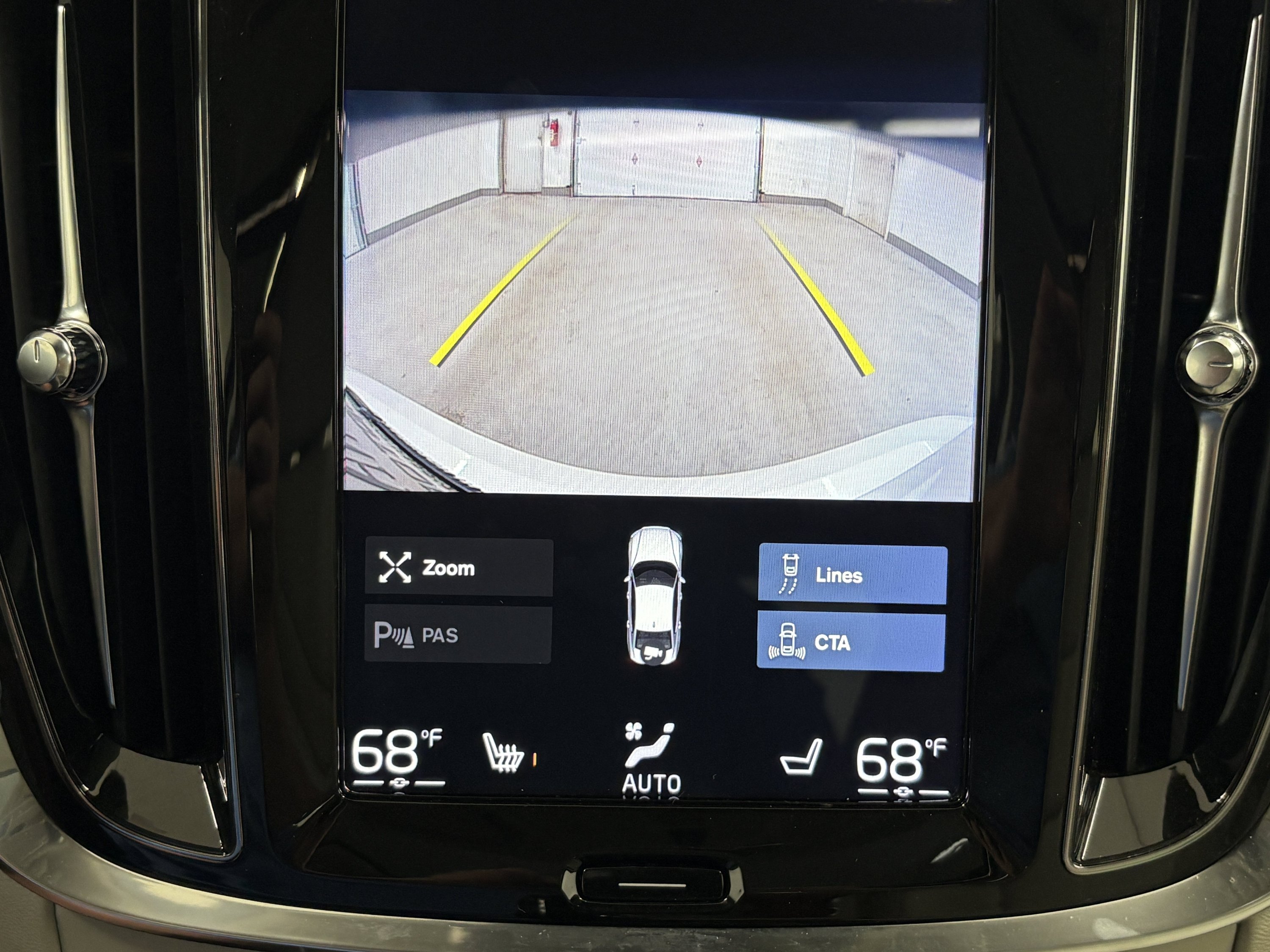 Used 2020 Volvo S60 T6 Momentum w/ Protection Package Premier AWD/4WD image 16