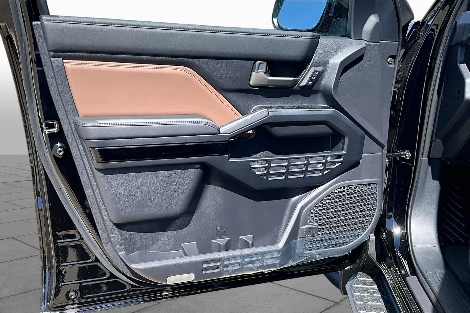 New 2026 Toyota 4Runner Limited AWD/4WD image 10
