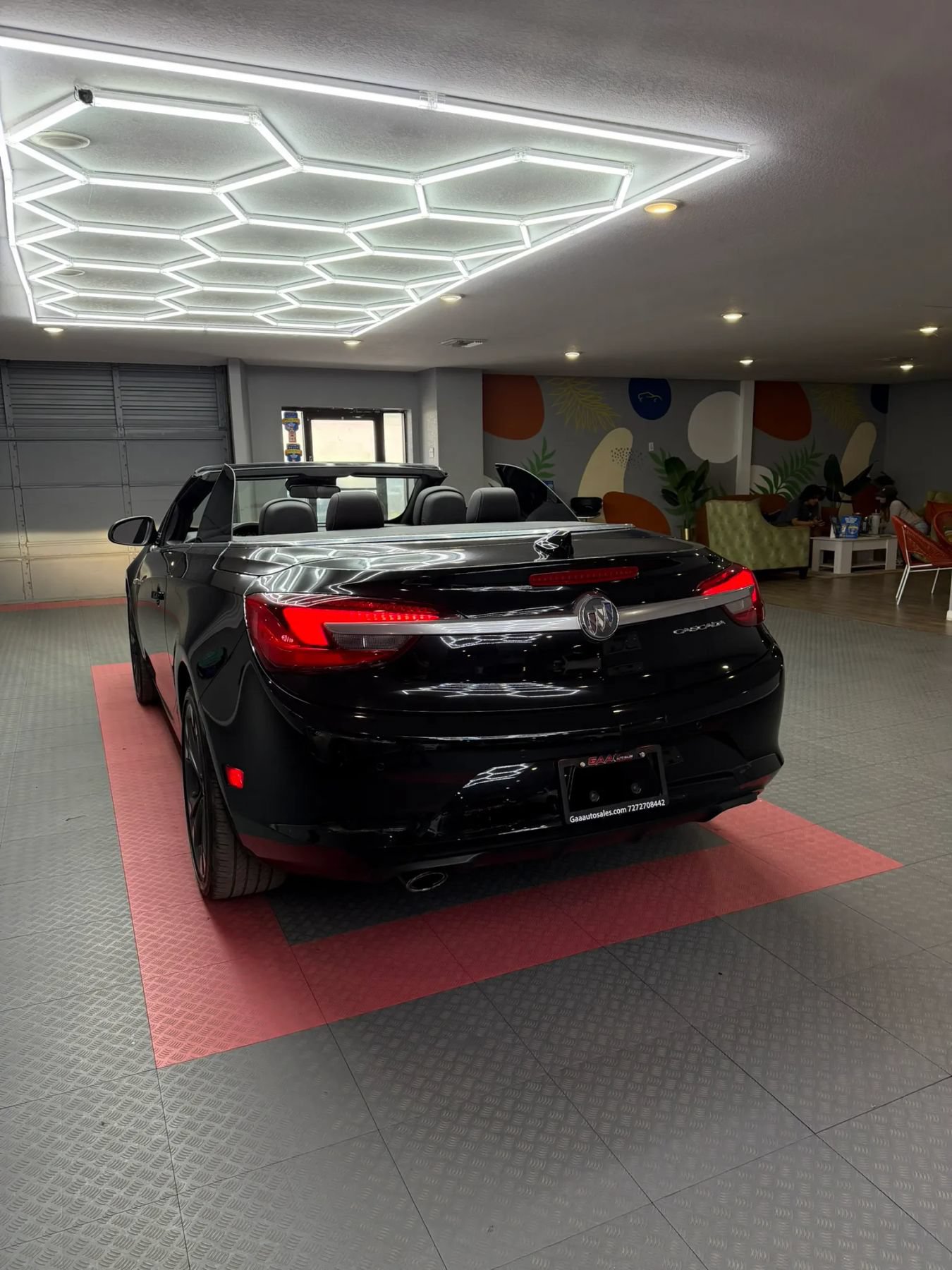 Used 2019 Buick Cascada Premium FWD image 4
