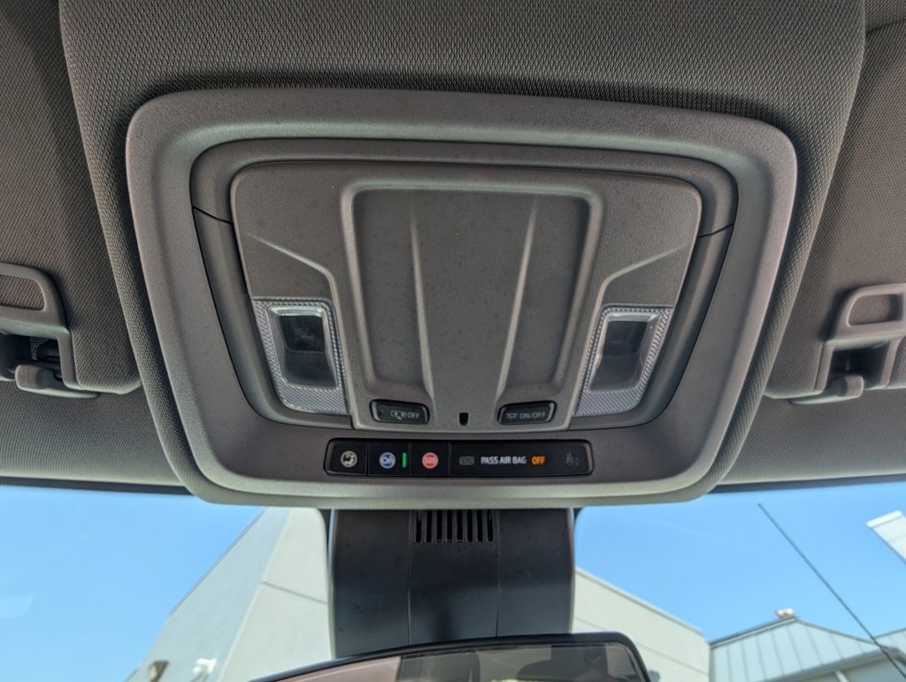 Used 2022 Chevrolet Silverado 1500 LT image 29