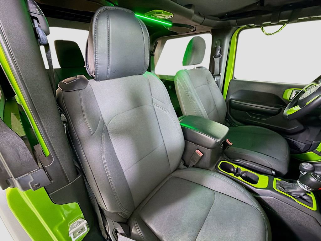 Used 2018 Jeep Wrangler Sport S image 27