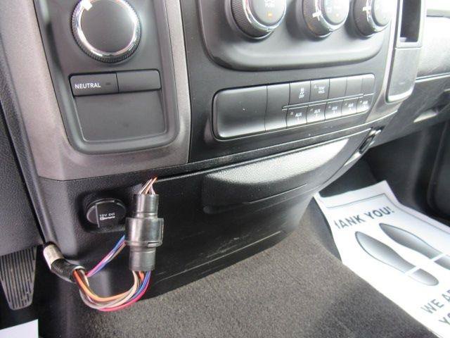 Used 2018 RAM 2500 Tradesman w/ Chrome Appearance Group AWD/4WD image 35