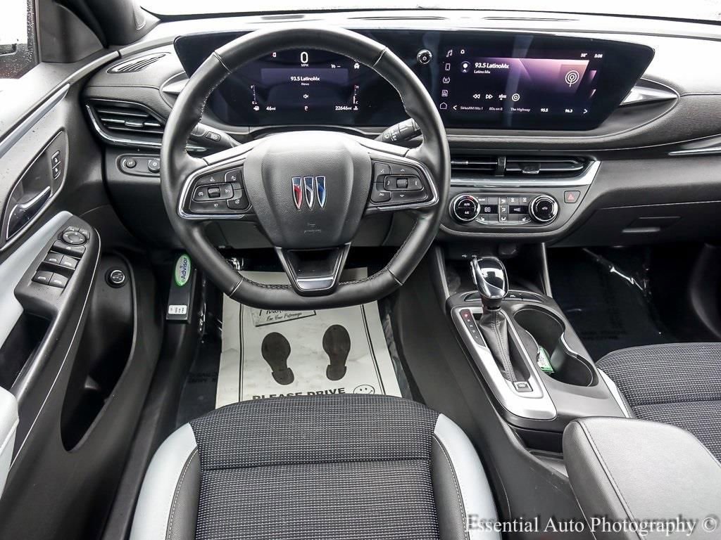 Used 2024 Buick Envista Preferred w/ Convenience I Package image 12