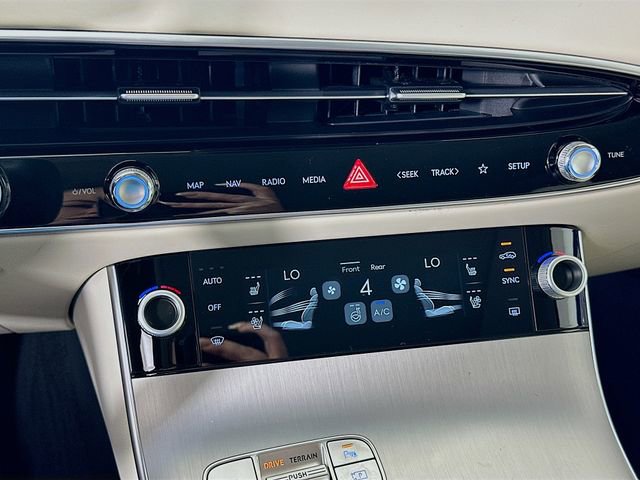 New 2026 Genesis GV70 2.5T Advanced image 14