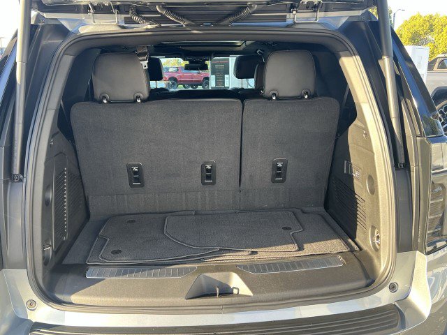 Used 2025 Chevrolet Tahoe Z71 w/ Comfort Package image 27