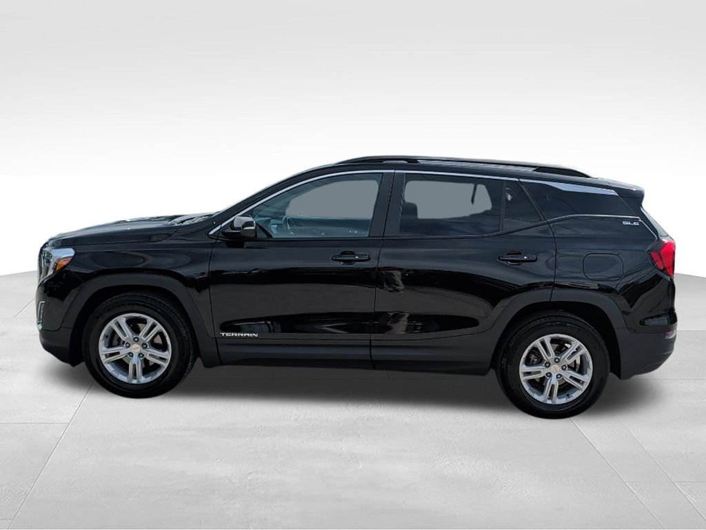 Used 2021 GMC Terrain SLE w/ Driver Convenience Package FWD image 8