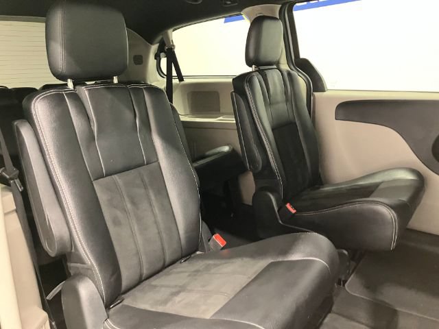 Used 2018 Dodge Grand Caravan SXT FWD image 51