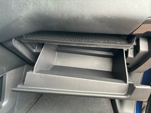 Used 2024 Nissan Pathfinder SV FWD image 40