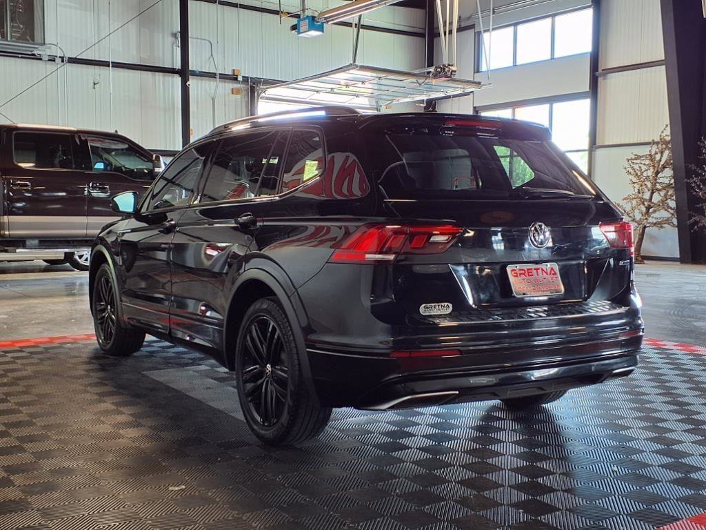 Used 2021 Volkswagen Tiguan SE R-Line image 4