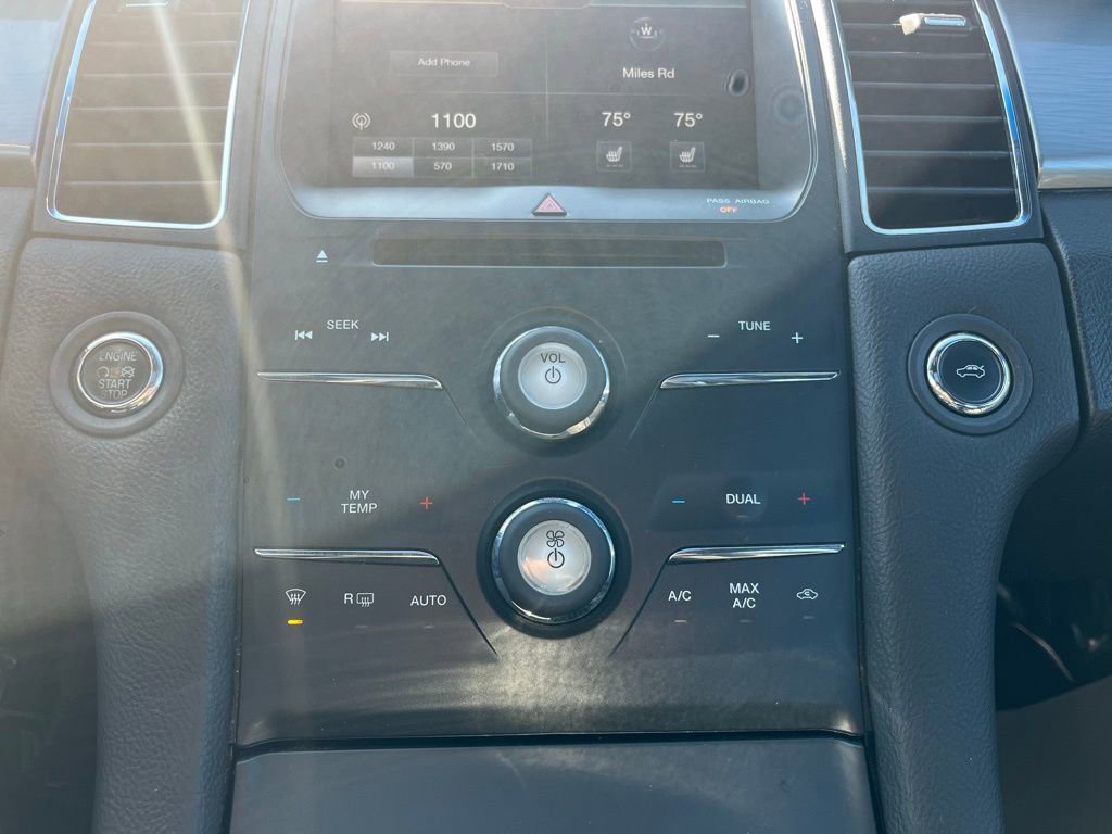 Used 2015 Ford Taurus SEL w/ Equipment Group 201A FWD image 16